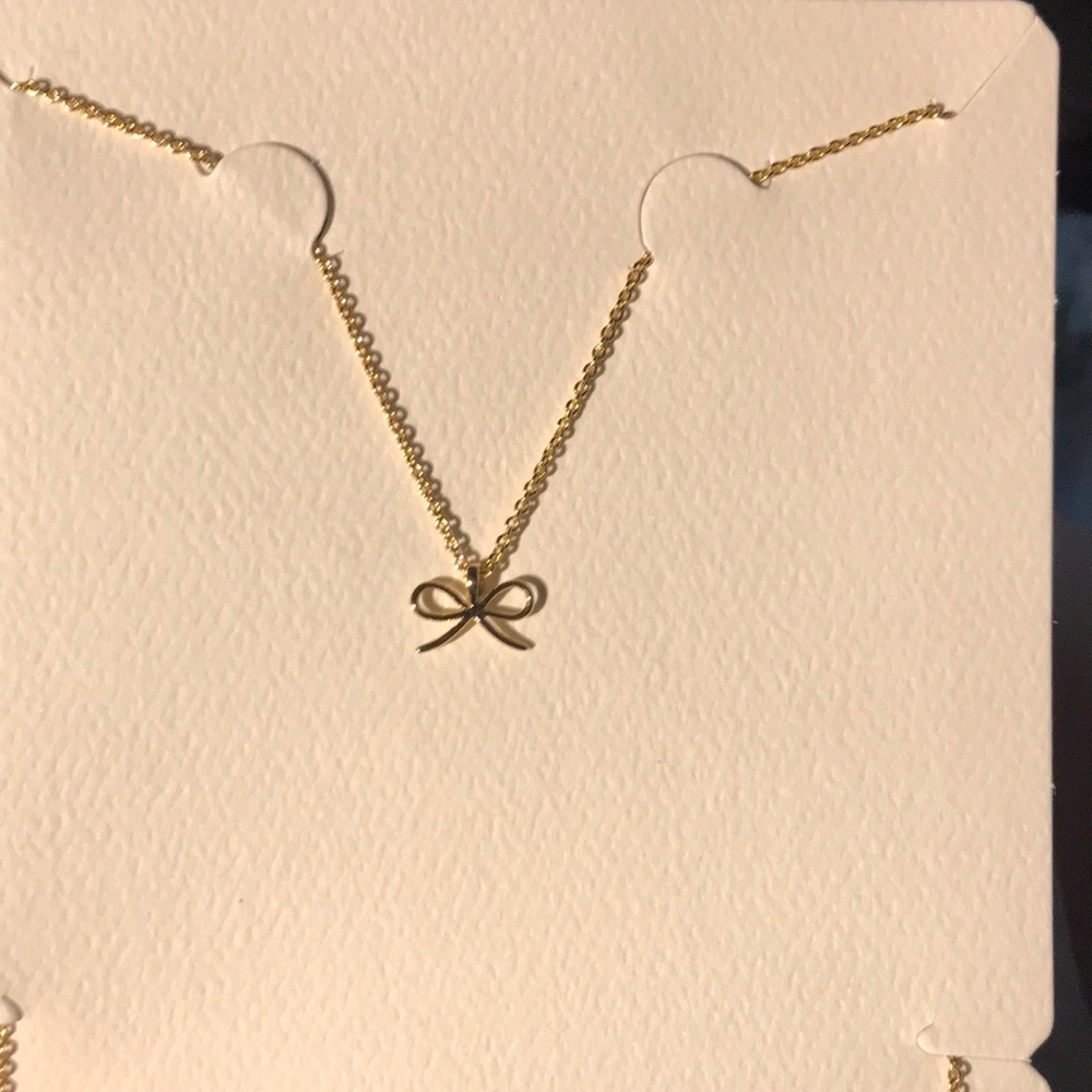 14k Bow Necklace